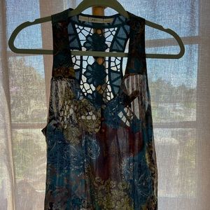 Teal lace light flowery top